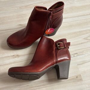 Comfortiva Burgundy Leather Heeled Ankle Boots with Buckle